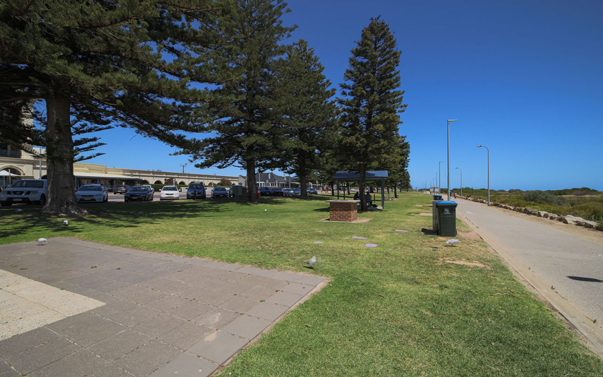 Largs Beach Musgrave St to Kiosk