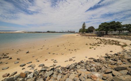 Snowdens Beach
