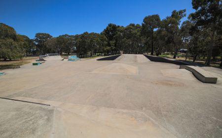 Regency Park Reserve