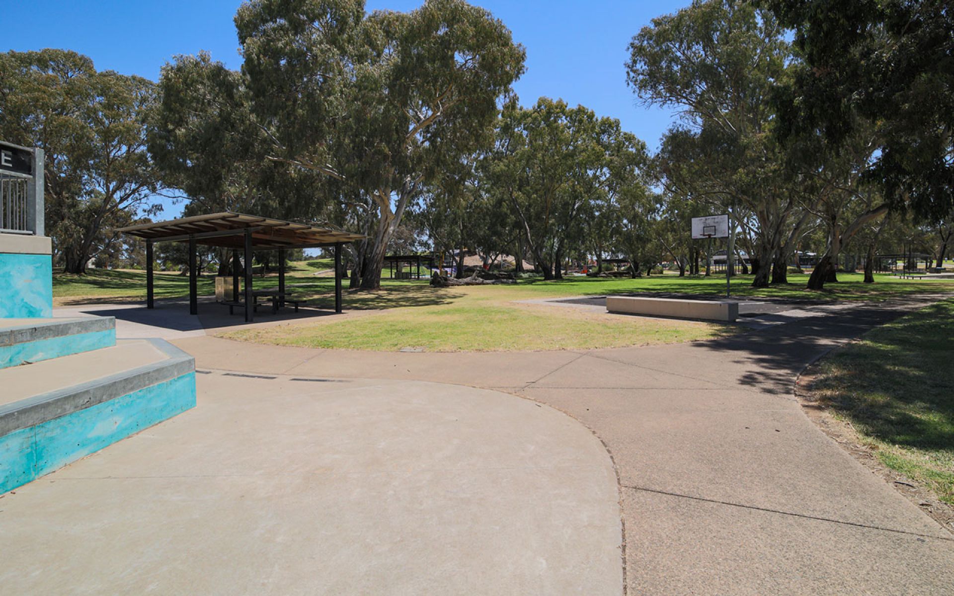 Regency Park Reserve